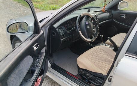 Hyundai Sonata IV рестайлинг, 2004 год, 300 000 рублей, 9 фотография