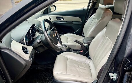 Chevrolet Cruze II, 2014 год, 950 000 рублей, 9 фотография