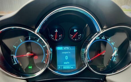 Chevrolet Cruze II, 2014 год, 950 000 рублей, 16 фотография