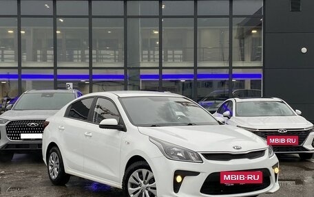 KIA Rio IV, 2020 год, 1 679 000 рублей, 3 фотография