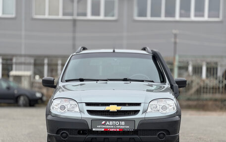 Chevrolet Niva I рестайлинг, 2016 год, 769 000 рублей, 3 фотография