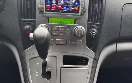 Hyundai Grand Starex Grand Starex I рестайлинг 2, 2010 год, 1 650 000 рублей, 11 фотография