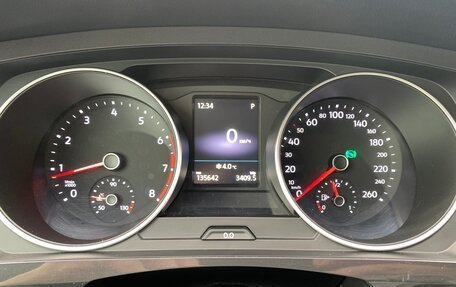 Volkswagen Tiguan II, 2017 год, 1 890 000 рублей, 9 фотография