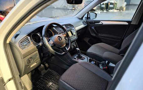 Volkswagen Tiguan II, 2017 год, 1 890 000 рублей, 14 фотография