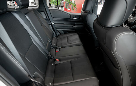 Toyota Land Cruiser Prado, 2024 год, 11 100 000 рублей, 6 фотография