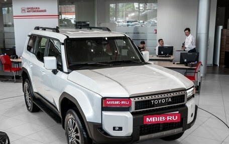 Toyota Land Cruiser Prado, 2024 год, 11 100 000 рублей, 2 фотография