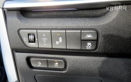 KIA Niro I, 2022 год, 1 584 000 рублей, 12 фотография