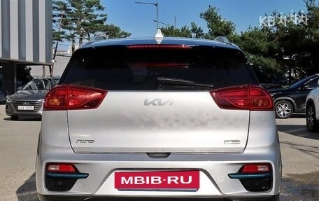 KIA Niro I, 2022 год, 1 584 000 рублей, 4 фотография