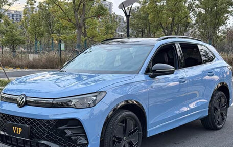 Volkswagen Tiguan, 2025 год, 4 190 047 рублей, 3 фотография