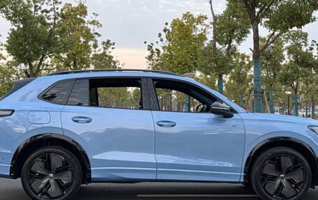 Volkswagen Tiguan, 2025 год, 4 190 047 рублей, 8 фотография