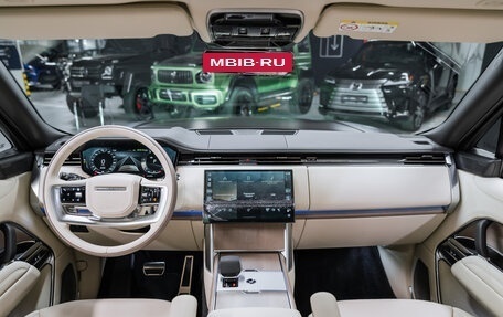 Land Rover Range Rover IV рестайлинг, 2025 год, 24 900 000 рублей, 3 фотография