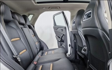 FAW Bestune T77, 2024 год, 2 099 000 рублей, 8 фотография