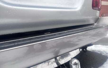 Toyota Land Cruiser 100 рестайлинг 2, 2006 год, 3 700 000 рублей, 6 фотография