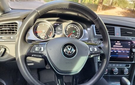 Volkswagen Golf VII, 2018 год, 2 100 000 рублей, 10 фотография