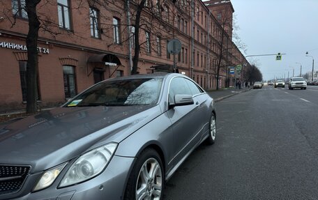 Mercedes-Benz E-Класс, 2012 год, 1 050 000 рублей, 2 фотография