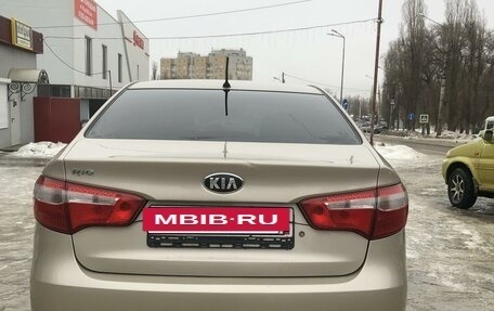 KIA Rio III рестайлинг, 2013 год, 715 000 рублей, 5 фотография