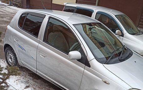 Toyota Vitz, 2000 год, 320 000 рублей, 2 фотография