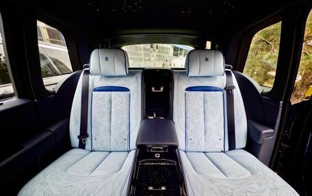 Rolls-Royce Cullinan, 2024 год, 83 900 000 рублей, 20 фотография