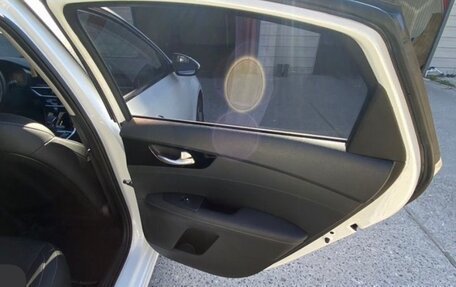 KIA K3, 2020 год, 2 200 000 рублей, 21 фотография