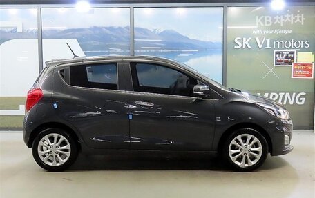 Chevrolet Spark IV, 2022 год, 988 000 рублей, 2 фотография