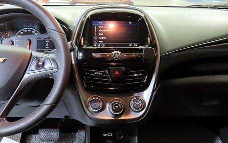 Chevrolet Spark IV, 2022 год, 988 000 рублей, 10 фотография