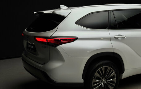 Toyota Highlander, 2025 год, 6 150 000 рублей, 9 фотография