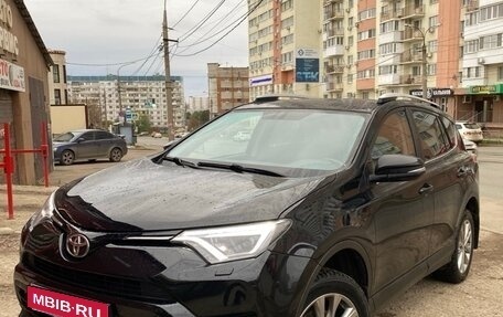 Toyota RAV4, 2018 год, 2 630 000 рублей, 1 фотография