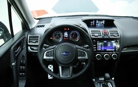 Subaru Forester, 2017 год, 1 790 000 рублей, 13 фотография