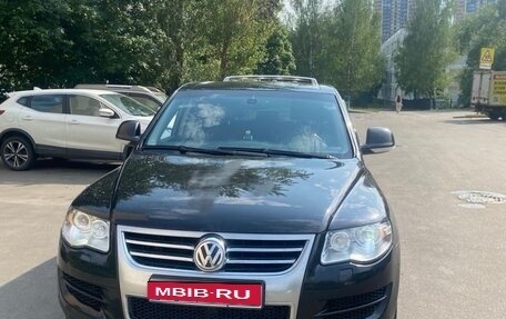 Volkswagen Touareg III, 2008 год, 920 000 рублей, 1 фотография