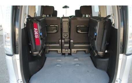 Nissan Serena IV, 2015 год, 1 430 000 рублей, 33 фотография