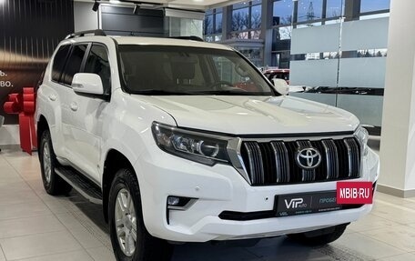 Toyota Land Cruiser Prado 150 рестайлинг 2, 2013 год, 2 917 000 рублей, 3 фотография