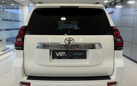 Toyota Land Cruiser Prado 150 рестайлинг 2, 2013 год, 2 917 000 рублей, 5 фотография