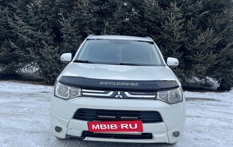 Mitsubishi Outlander III рестайлинг 3, 2012 год, 1 100 000 рублей, 3 фотография