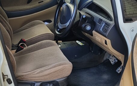 Suzuki Aerio, 2001 год, 260 000 рублей, 8 фотография