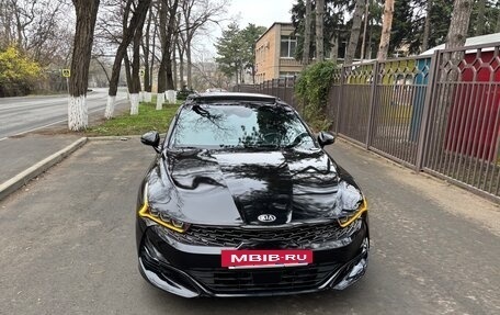 KIA K5, 2021 год, 3 100 000 рублей, 2 фотография