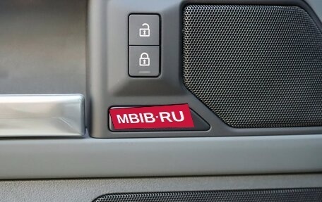 Land Rover Defender II, 2025 год, 14 638 780 рублей, 10 фотография