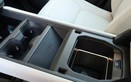 Land Rover Defender II, 2025 год, 14 638 780 рублей, 30 фотография