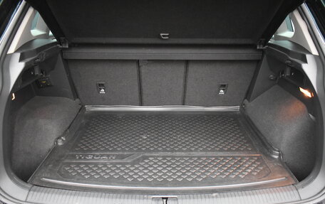 Volkswagen Tiguan II, 2017 год, 2 349 000 рублей, 21 фотография