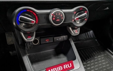 KIA Rio IV, 2021 год, 1 000 000 рублей, 20 фотография