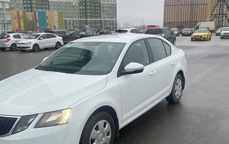 Skoda Octavia, 2017 год, 1 550 000 рублей, 2 фотография