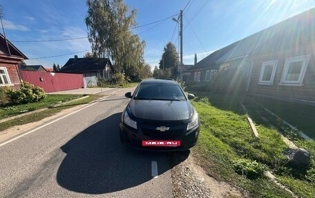 Chevrolet Cruze II, 2012 год, 500 000 рублей, 3 фотография