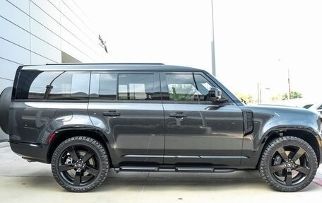 Land Rover Defender II, 2025 год, 14 556 807 рублей, 3 фотография