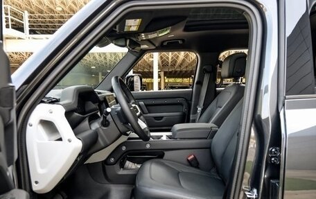 Land Rover Defender II, 2025 год, 14 556 807 рублей, 31 фотография