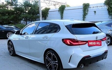 BMW 1 серия, 2021 год, 2 516 000 рублей, 3 фотография