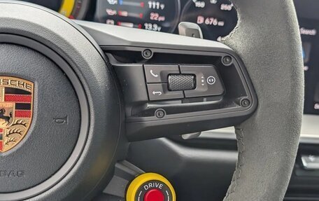 Porsche 911, 2023 год, 18 995 880 рублей, 15 фотография