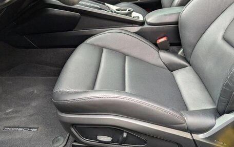 Porsche 911, 2023 год, 18 995 880 рублей, 25 фотография