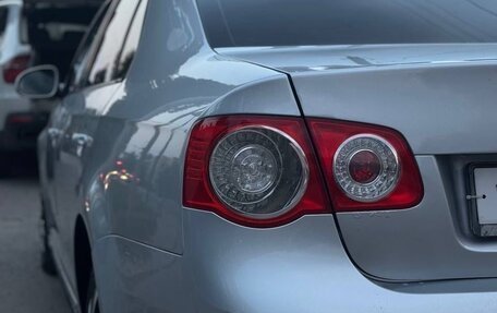 Volkswagen Jetta VI, 2008 год, 420 000 рублей, 4 фотография