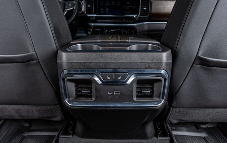 Chevrolet Silverado, 2025 год, 10 381 417 рублей, 31 фотография