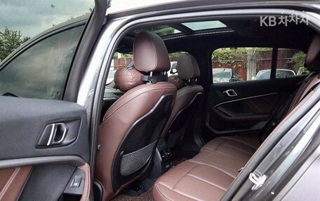 BMW 1 серия, 2021 год, 2 399 000 рублей, 6 фотография