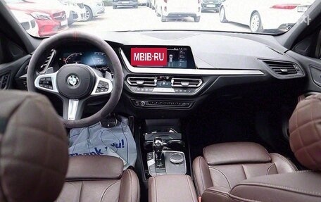 BMW 1 серия, 2021 год, 2 399 000 рублей, 4 фотография